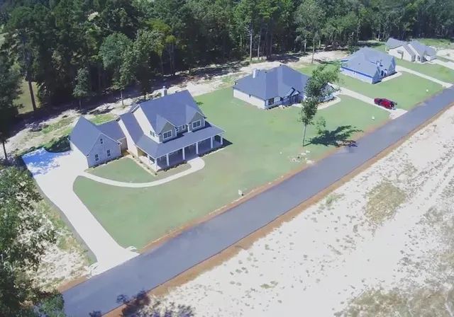 $579,900 | 121 Indian Rock Drive, Gilmer, TX 75645