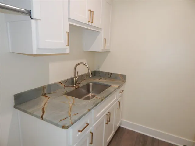 $579,900 | 121 Indian Rock Drive, Gilmer, TX 75645