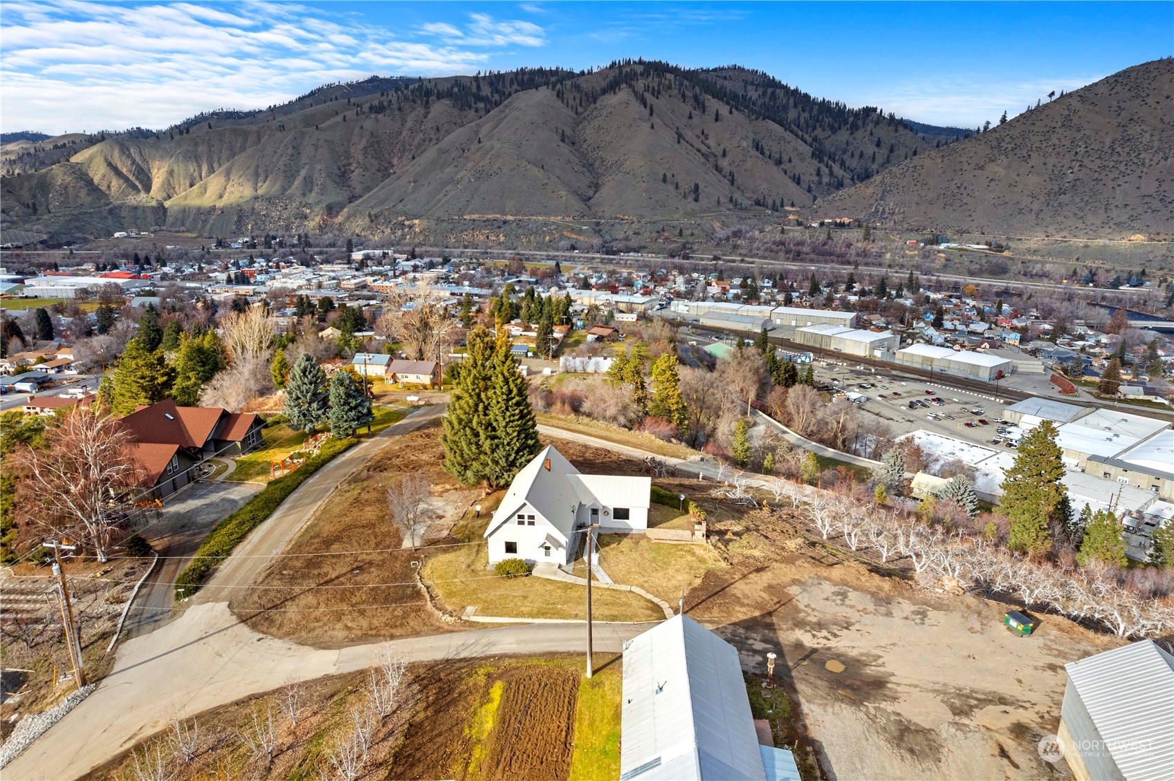 306 Kennedy Road Cashmere, WA 98815 - Photo 3 of 38 Gallery Image 3