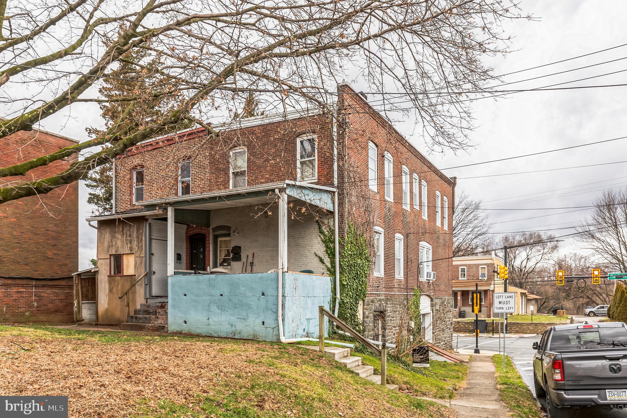 200 MacDade Boulevard Darby, PA 19023 - Photo 27 of 29 Exterior rear