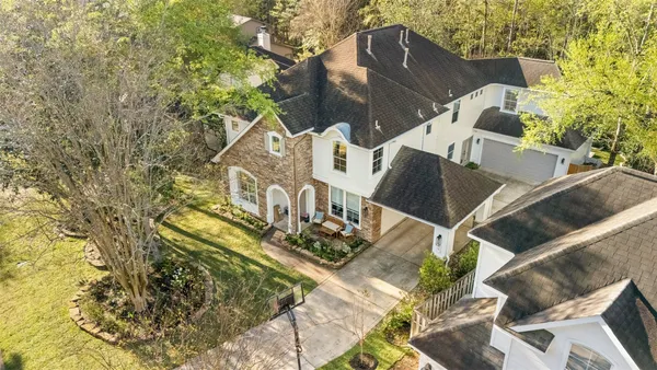 $825,000 | 79 South Crisp Morning Circle, The Woodlands, TX 77382