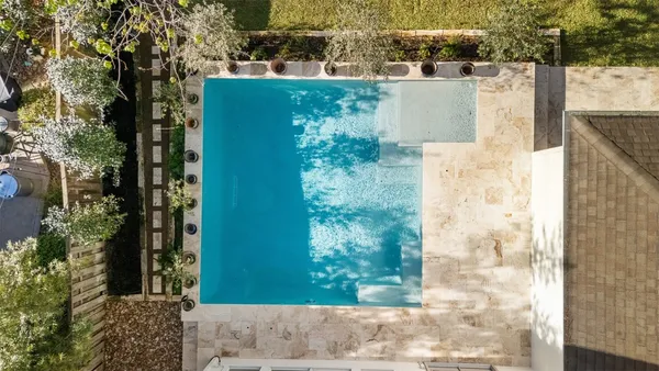 $825,000 | 79 South Crisp Morning Circle, The Woodlands, TX 77382