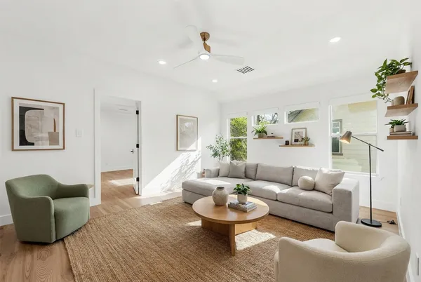 $825,000 | 79 South Crisp Morning Circle, The Woodlands, TX 77382