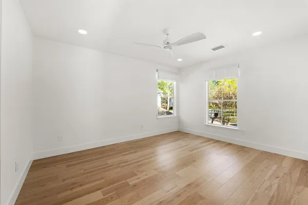 $825,000 | 79 South Crisp Morning Circle, The Woodlands, TX 77382