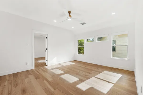 $825,000 | 79 South Crisp Morning Circle, The Woodlands, TX 77382