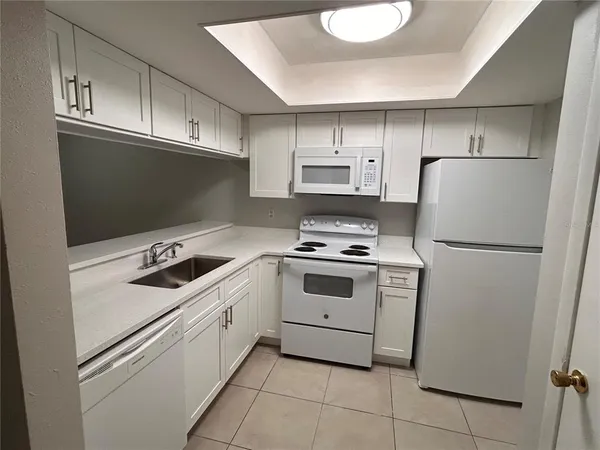 $1,500 | 1918 Crystal Grove Drive, Lakeland, FL 33801