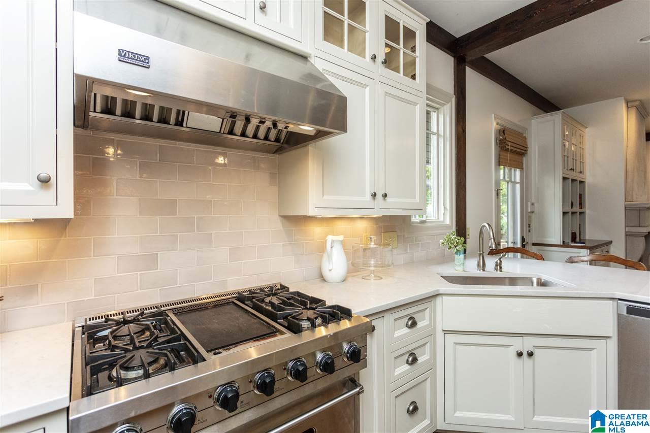 1758 Huntington Road Birmingham, AL 35209 - Photo 17 of 50