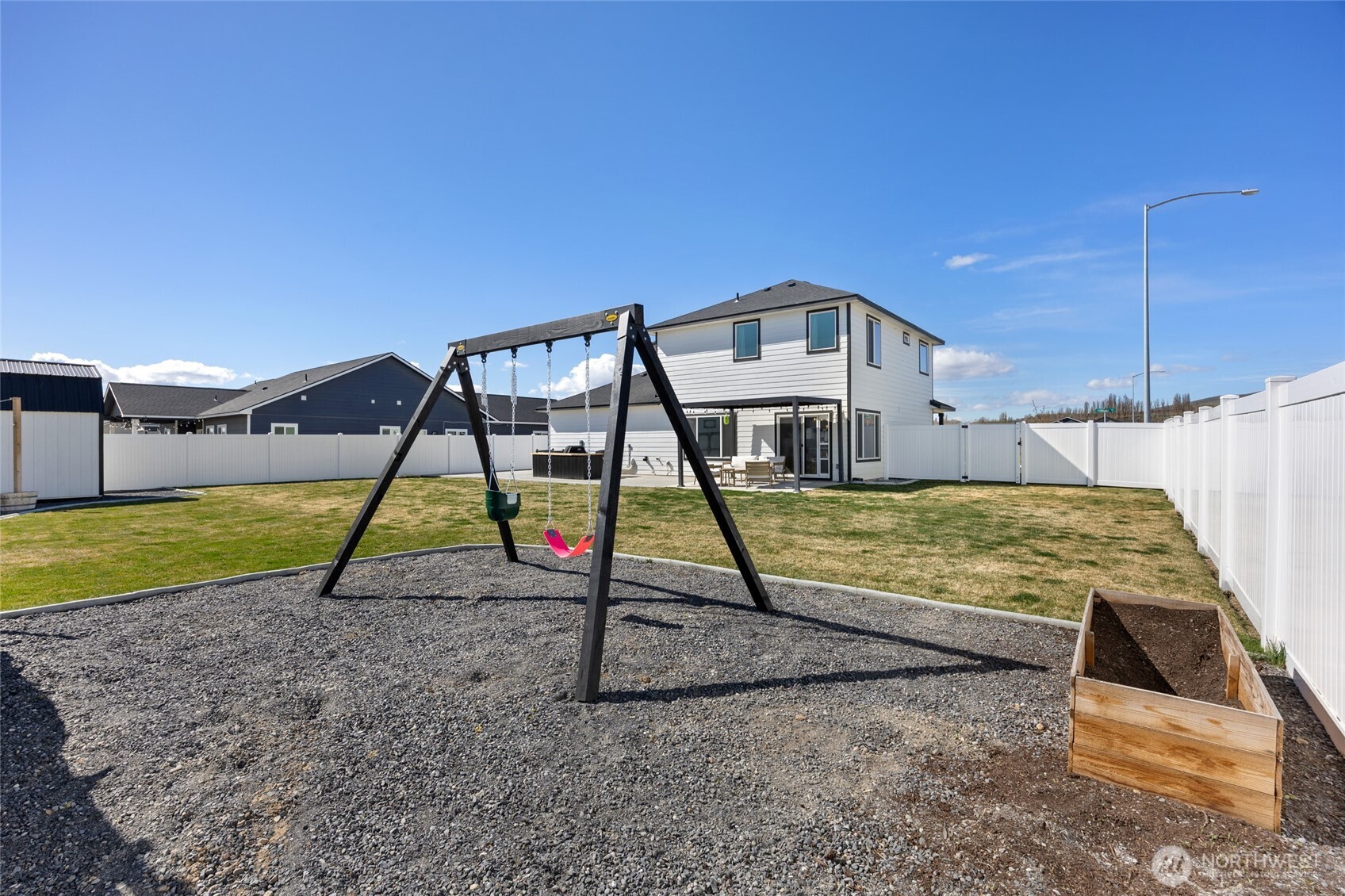2376 Chelan Street Ephrata, WA 98823 - Photo 33 of 40 a house view with a play ground