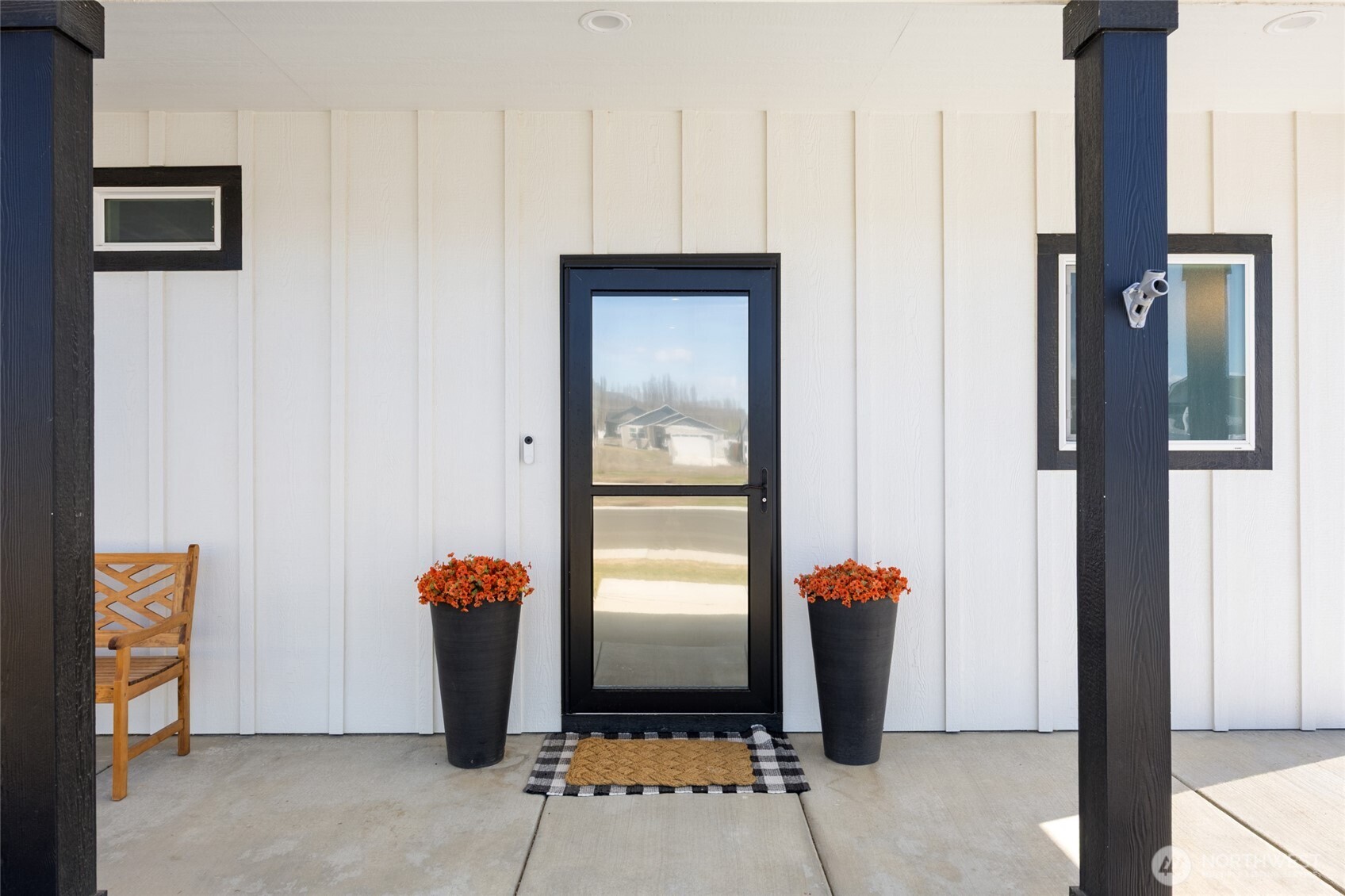 2376 Chelan Street Ephrata, WA 98823 - Photo 4 of 40 a view of an entryway with wooden door