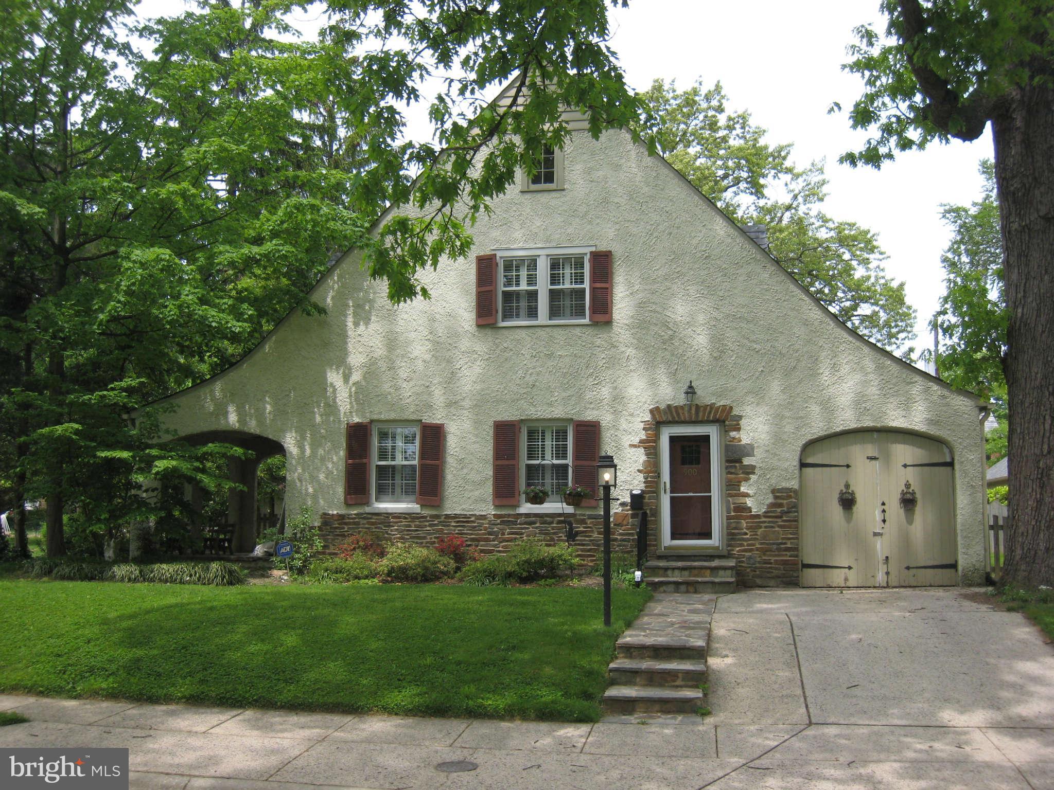 Exterior (Front)