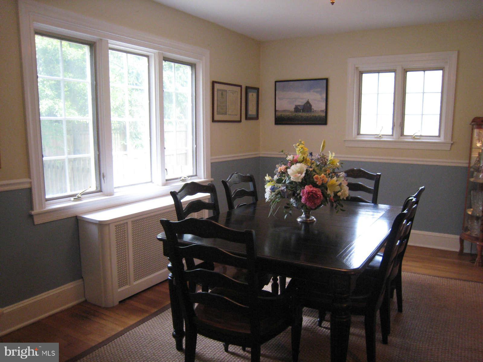 900 Old Oak Road Baltimore, MD 21212 - Photo 6 of 30 Dining Room