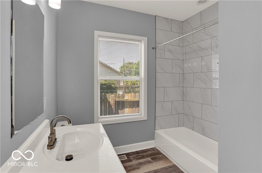 320 West 29th Street Indianapolis, IN 46208 - Photo 12 of 33