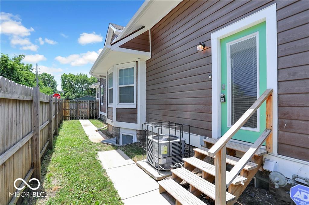 320 West 29th Street Indianapolis, IN 46208 - Photo 20 of 33