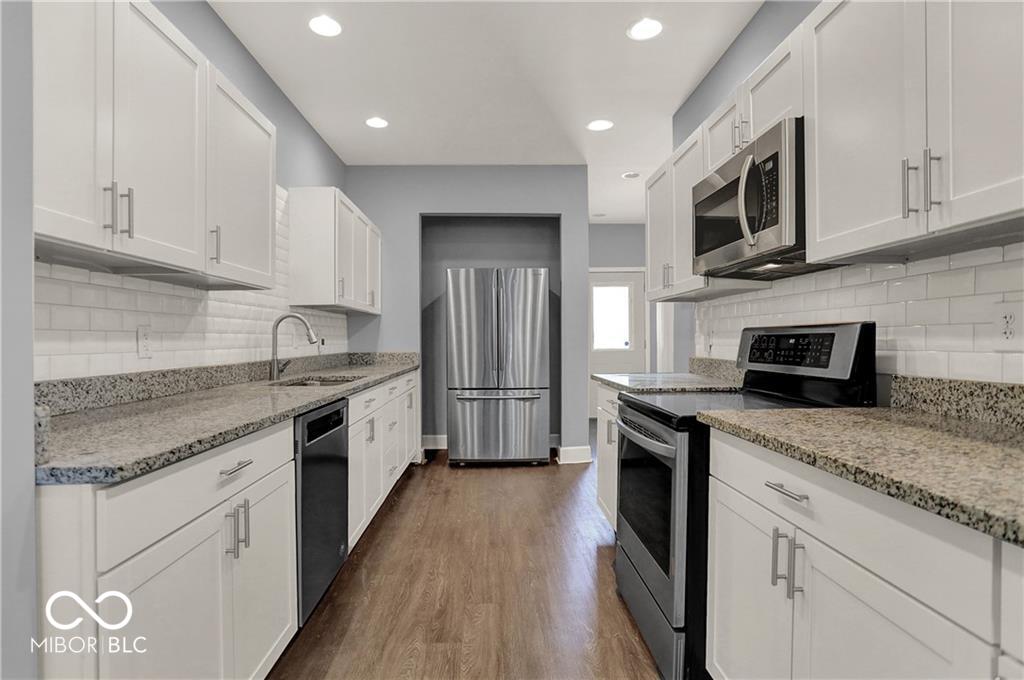 320 West 29th Street Indianapolis, IN 46208 - Photo 6 of 33
