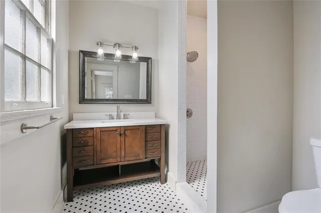 $244,900 | 926 Verret Street, New Orleans, LA 70114