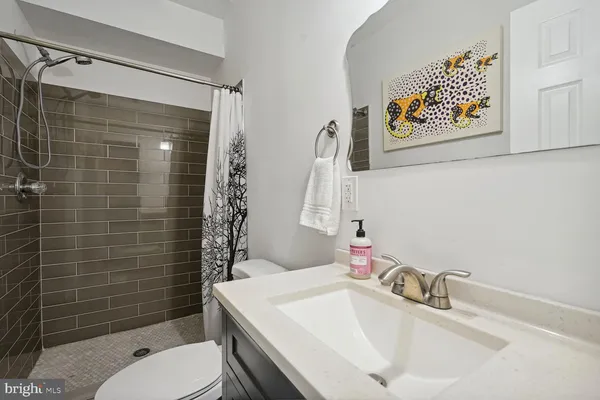 $2,600 | 4809 3rd Street Northwest, Unit 4, Washington, DC 20011