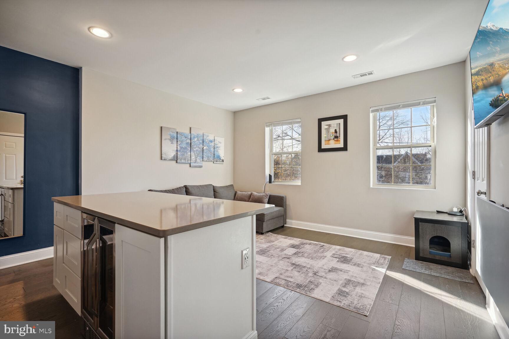 4809 3rd Street Northwest, Unit 4 Washington, DC 20011 - Photo 5 of 15