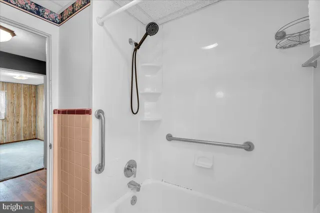 $199,000 | 604 Broadway, Westville, NJ 08093