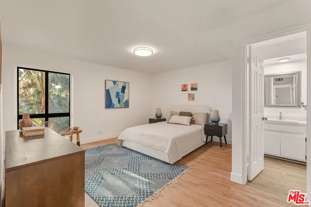 $865,000 | 12321 Ocean Park Boulevard, Unit 9, Los Angeles, CA 90064