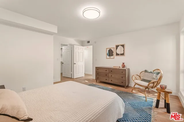 $865,000 | 12321 Ocean Park Boulevard, Unit 9, Los Angeles, CA 90064