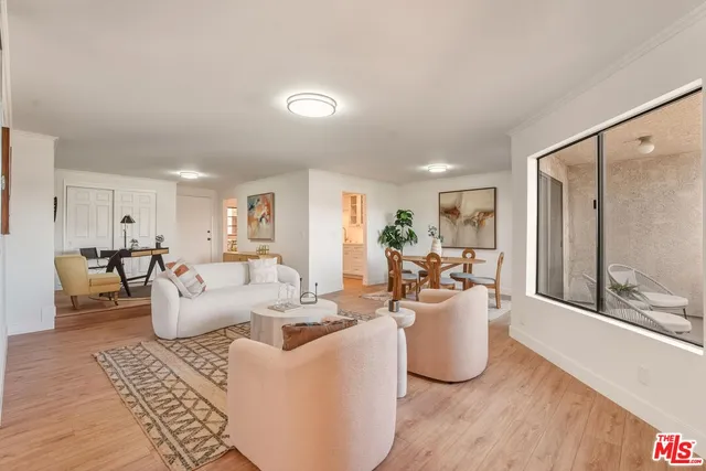 $865,000 | 12321 Ocean Park Boulevard, Unit 9, Los Angeles, CA 90064