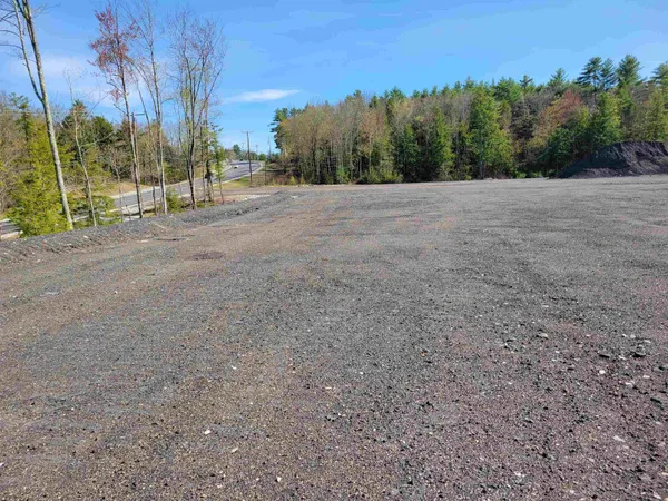 $425,000 | 1185 Highway 16, Ossipee, NH 03864