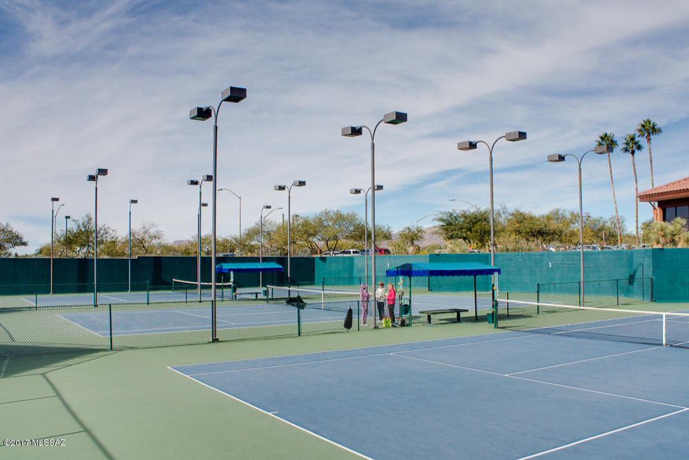 980 East Rising Sun Drive Oro Valley, AZ 85755 - Photo 28 of 32