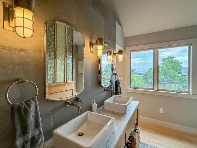 $20,000 | 52 Shorehaven Road, Westport, CT 06855