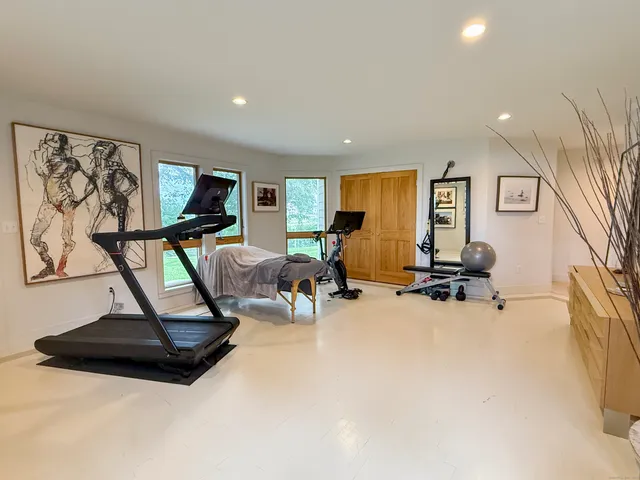 $20,000 | 52 Shorehaven Road, Westport, CT 06855