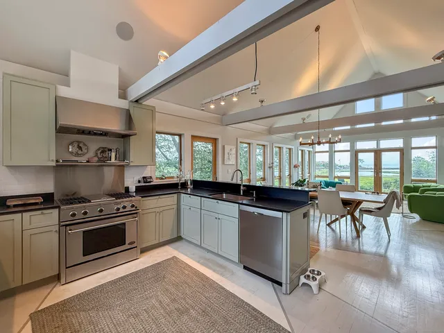 $20,000 | 52 Shorehaven Road, Westport, CT 06855