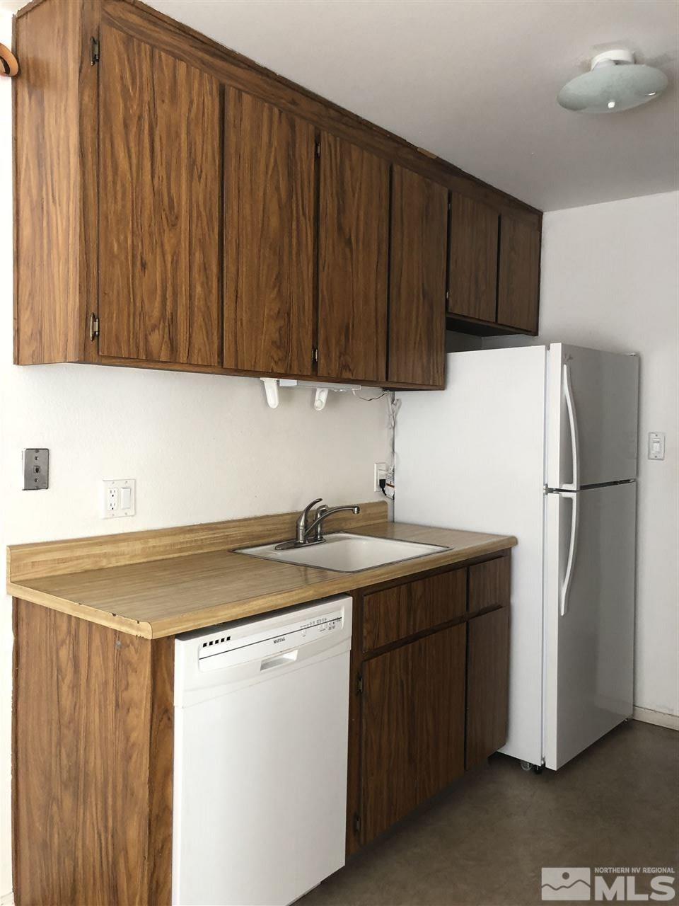 1531 Delucchi Lane, Unit B Reno, NV 89502 - Photo 9 of 12 Photo 9