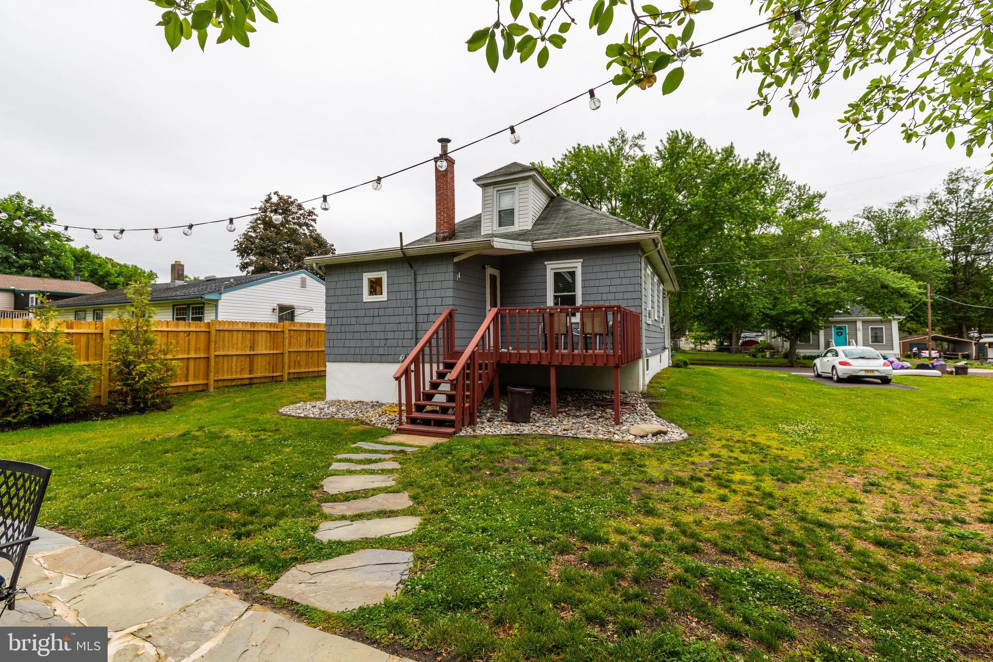 27 Elm Avenue Clementon, NJ 08021 - Photo 20 of 28