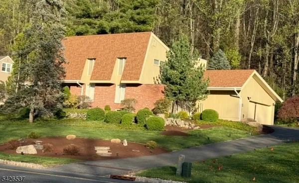 $679,000 | 72 Bald Eagle Road, Hackettstown, NJ 07840
