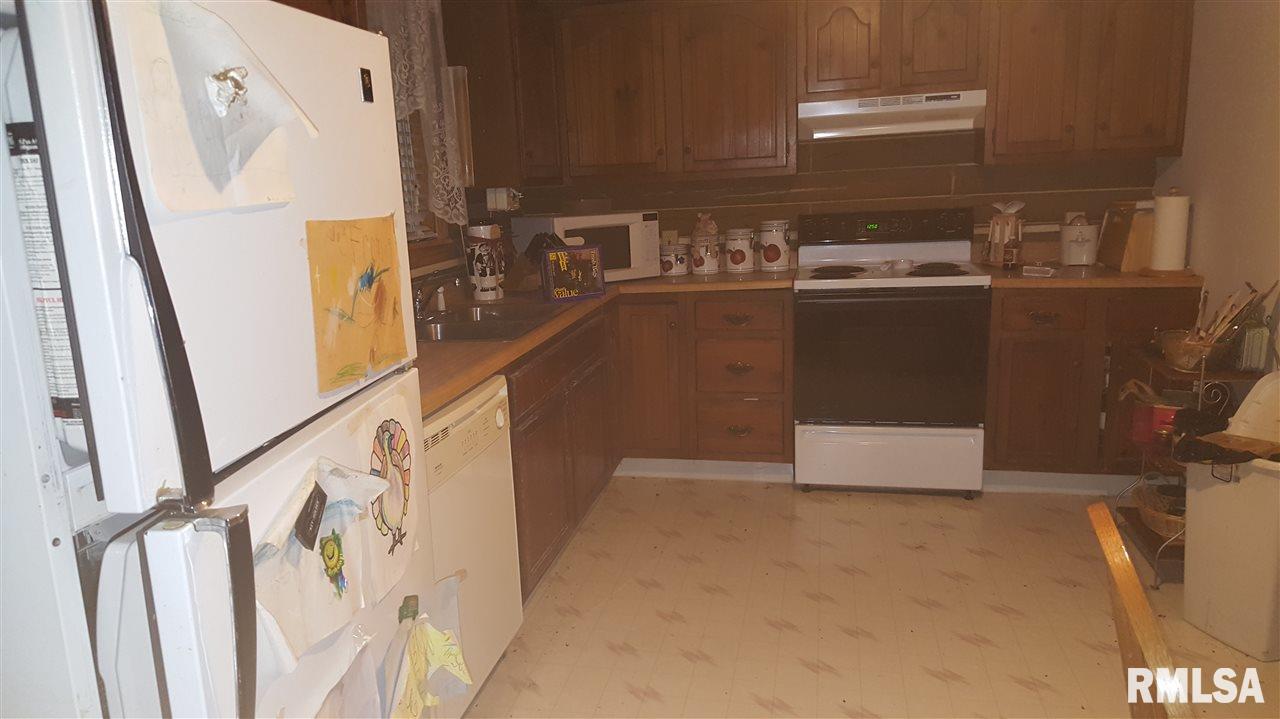 21662 East New Bridge Road Canton, IL 61520 - Photo 14 of 34 Gallery Image 14