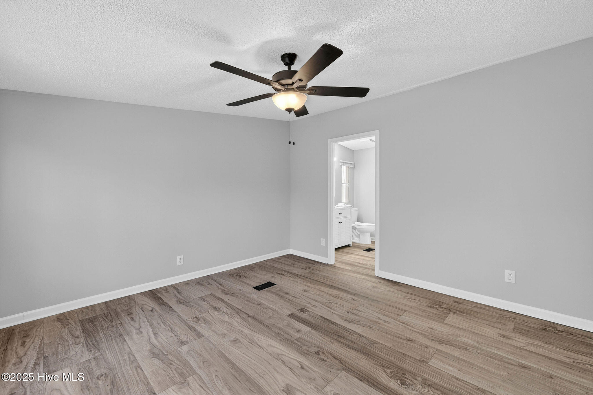 519 Maco Road Northeast Leland, NC 28451 - Photo 15 of 39 519MacoRoadNE-27