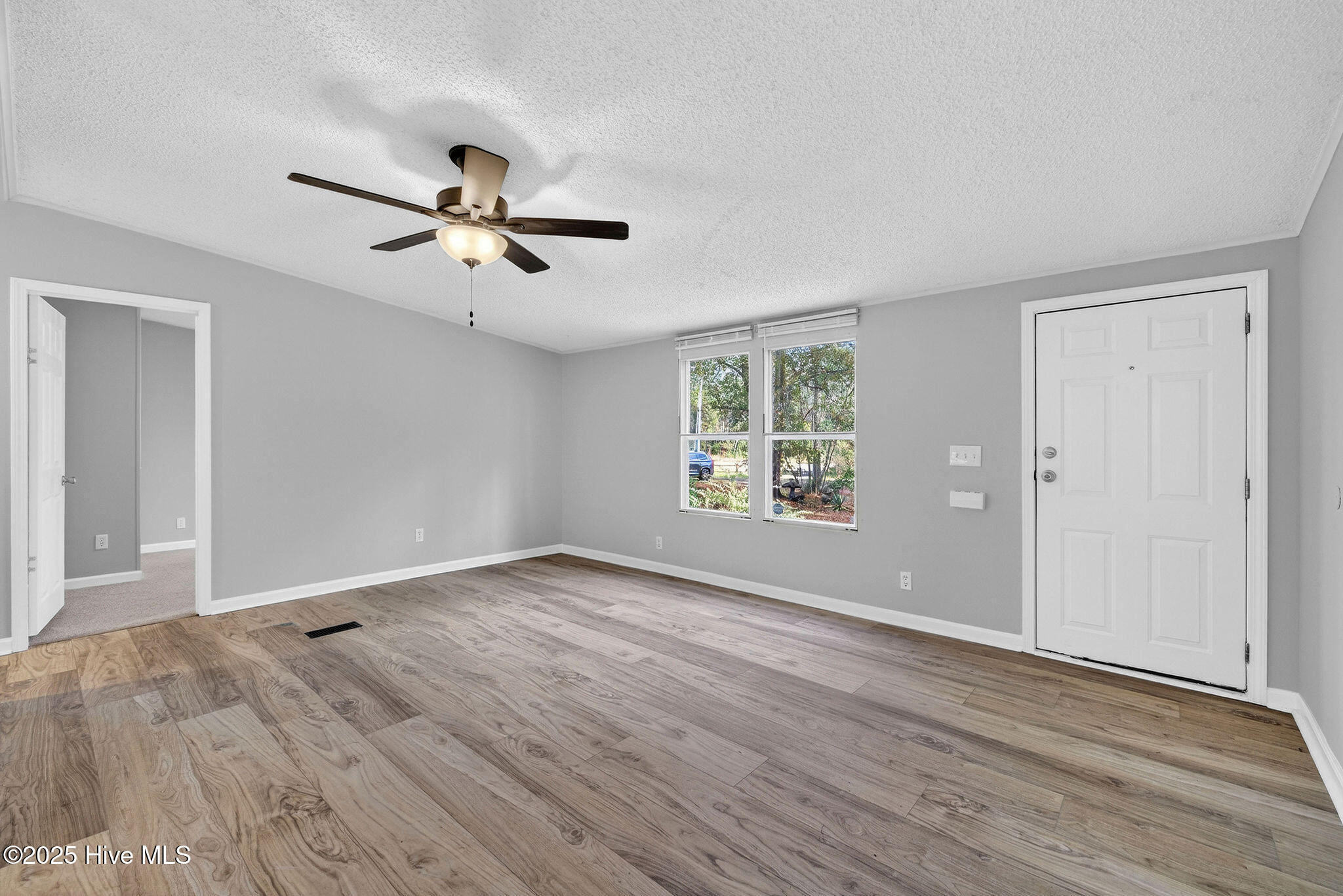 519 Maco Road Northeast Leland, NC 28451 - Photo 8 of 39 519MacoRoadNE-16