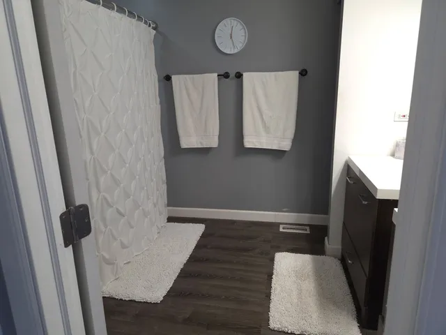 $2,800 | 2786 Yosemite Drive, Aurora, IL 60503