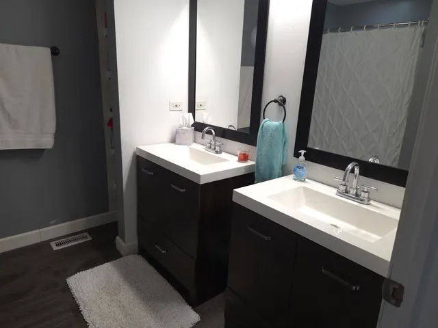 $2,800 | 2786 Yosemite Drive, Aurora, IL 60503