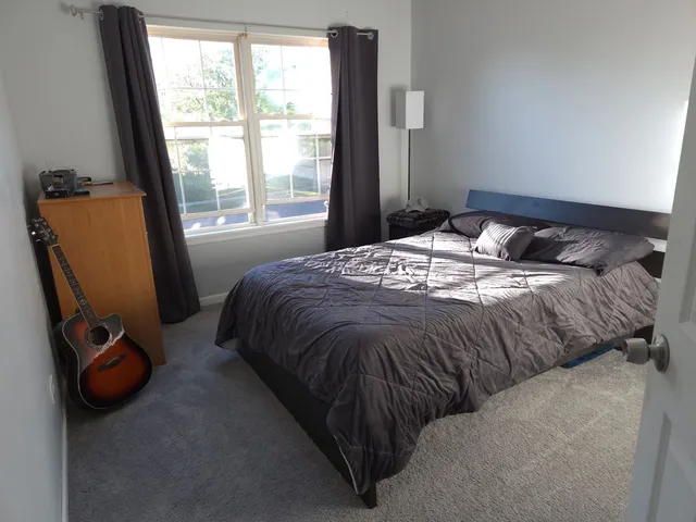 $2,800 | 2786 Yosemite Drive, Aurora, IL 60503