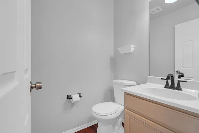 $2,800 | 2786 Yosemite Drive, Aurora, IL 60503