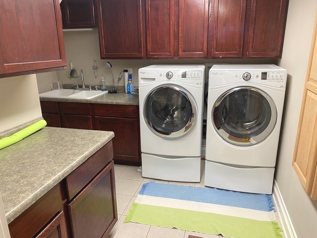 314 Ruth Avenue St. Charles, IL 60174 - Photo 24 of 36 a utility room with sink dryer and washer