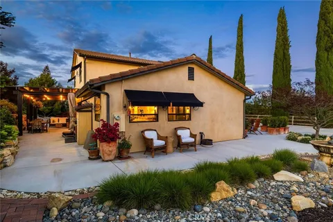 $1,250,000 | 927 Osos Way, Paso Robles, CA 93446