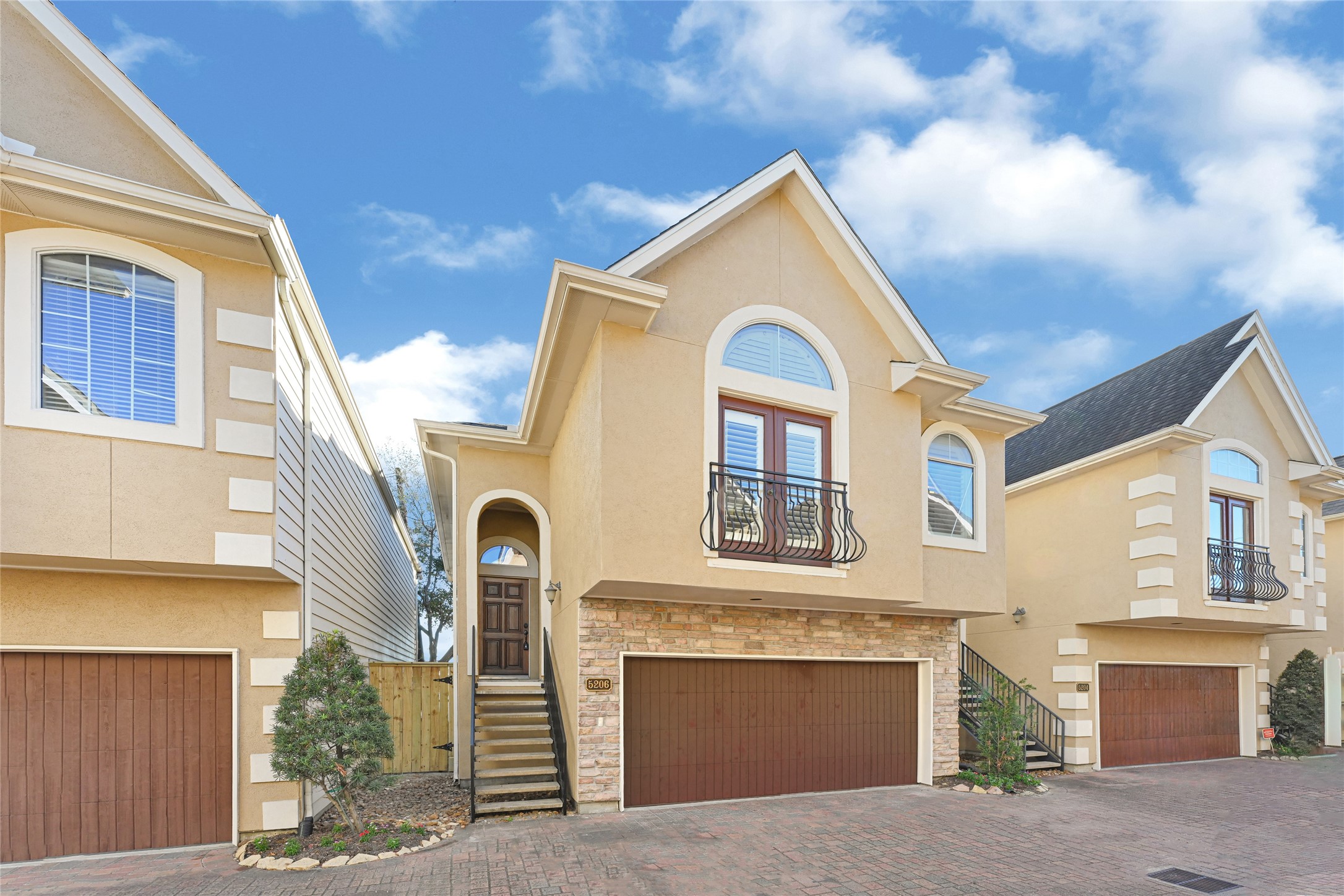 5206 Washington Avenue Houston, TX 77007 - Photo 2 of 23