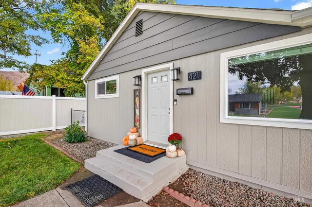 $394,950 | 421 Morrison Street, Clarkston, WA 99403