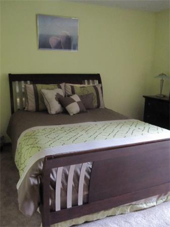 227 Senator Street Springfield, MA 01129 - Photo 14 of 28