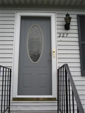 227 Senator Street Springfield, MA 01129 - Photo 3 of 28