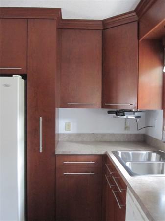 227 Senator Street Springfield, MA 01129 - Photo 9 of 28