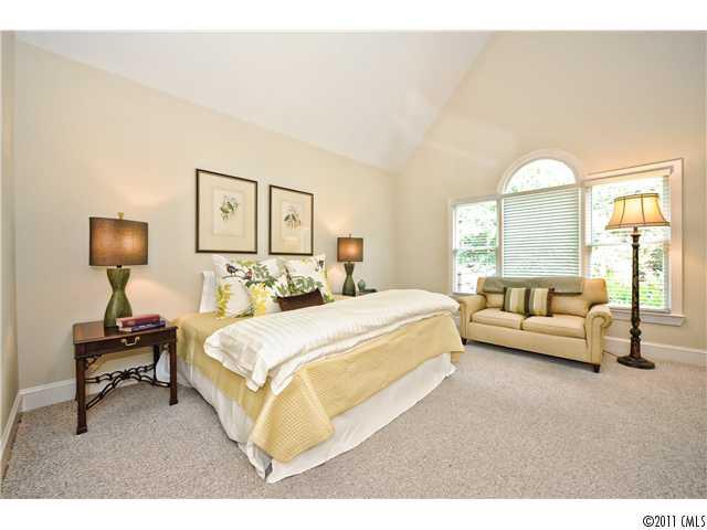 6015 Sharon Road Charlotte, NC 28210 - Photo 8 of 14 Gallery Image 8