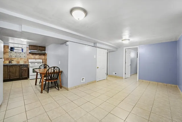 a view of workspace with furniture