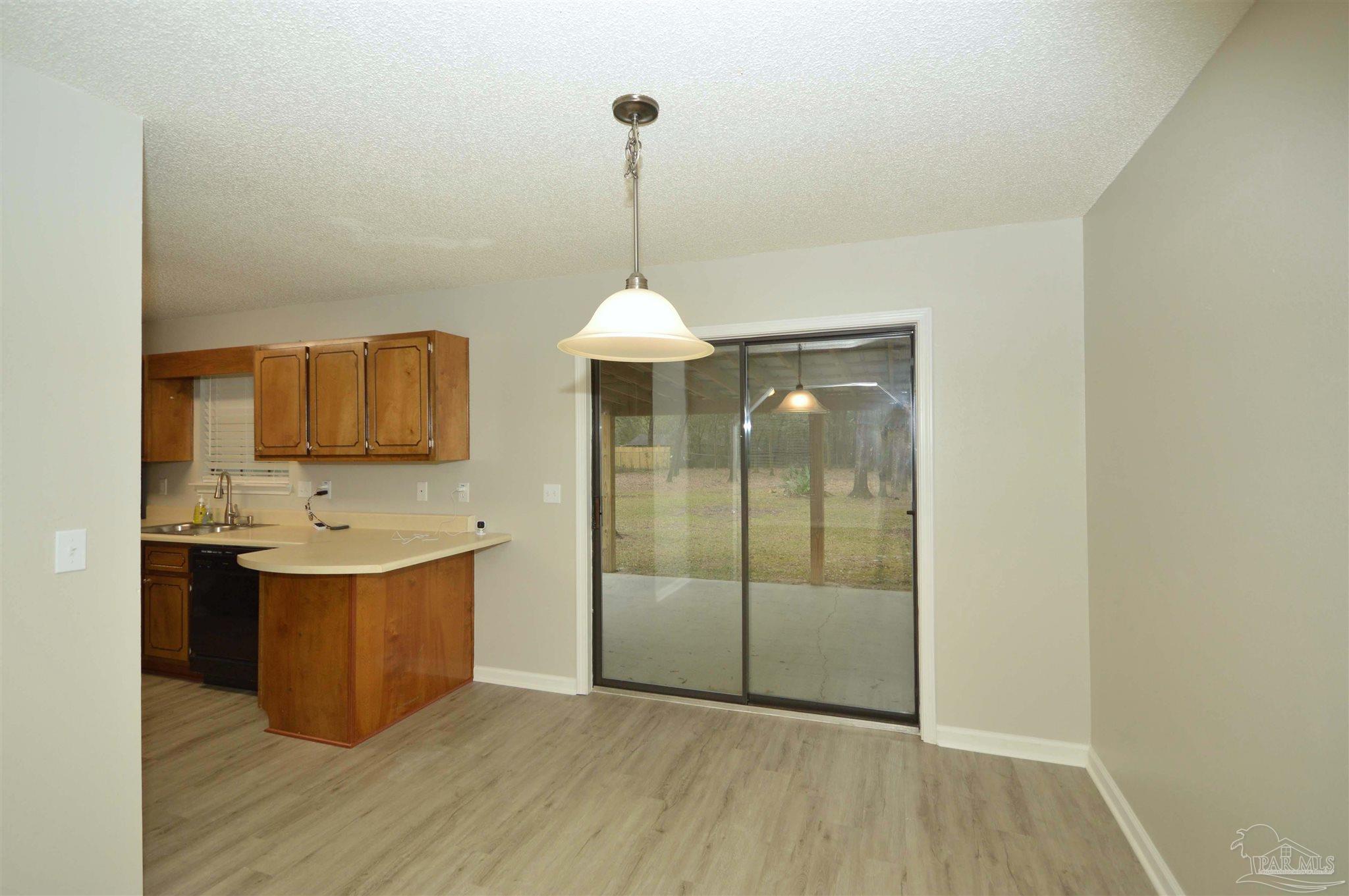 4261 Rice Road Milton, FL 32583 - Photo 9 of 37 Gallery Image 9